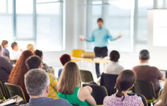 4 étapes pour organiser une assemblée générale pour son association